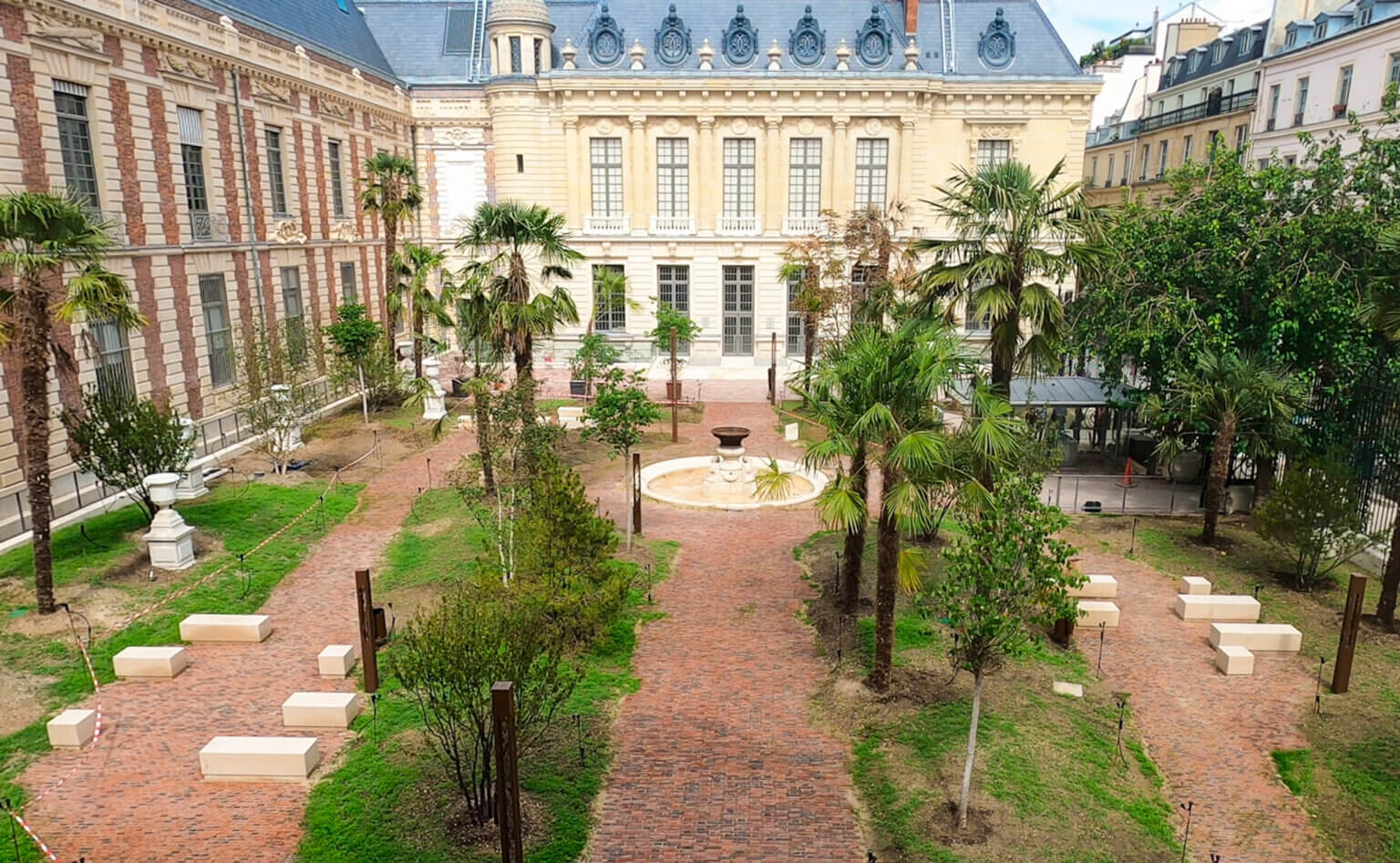 La Bnf Inaugure Son Nouveau Jardin R Alis Par Mugo Con U Par Gilles